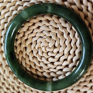 Natural Green Jade Vintage Bangle